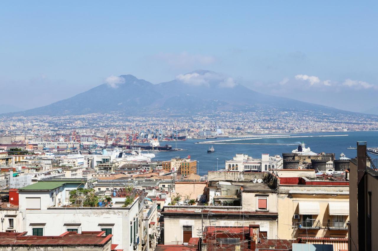 Nana With Sea View * Naples